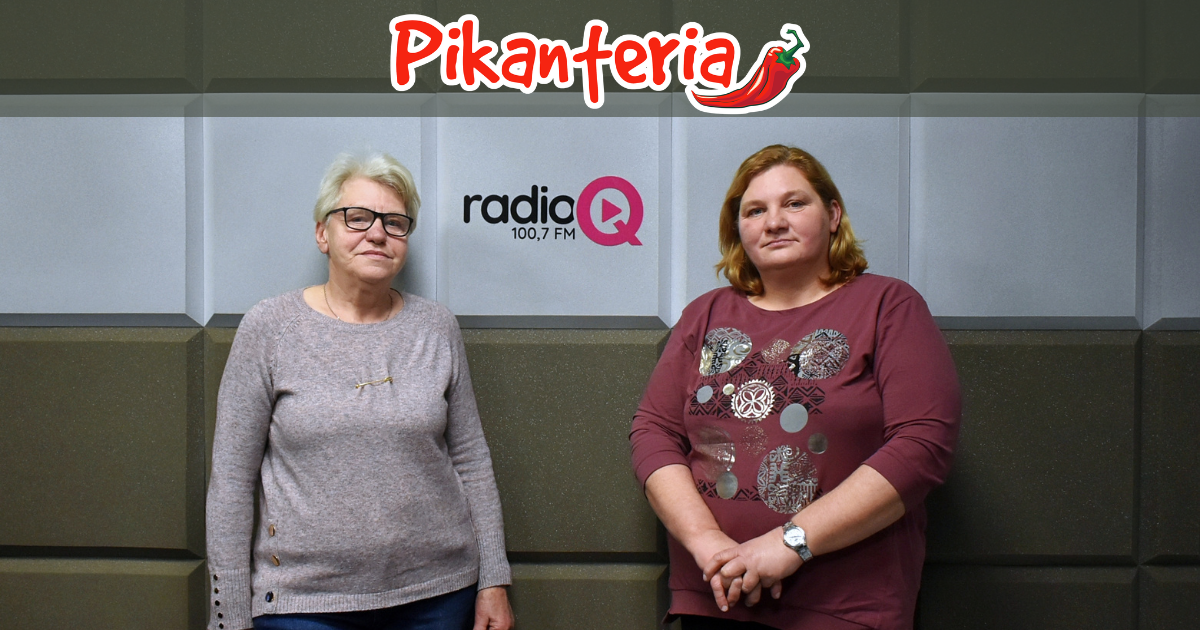 Świąteczny stół i to, co na nim oraz dookoła niego- potrawy i zwyczaje bożonarodzeniowe